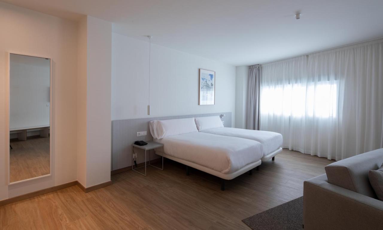 Apartamentos Forum Ceao Луго Екстериор снимка