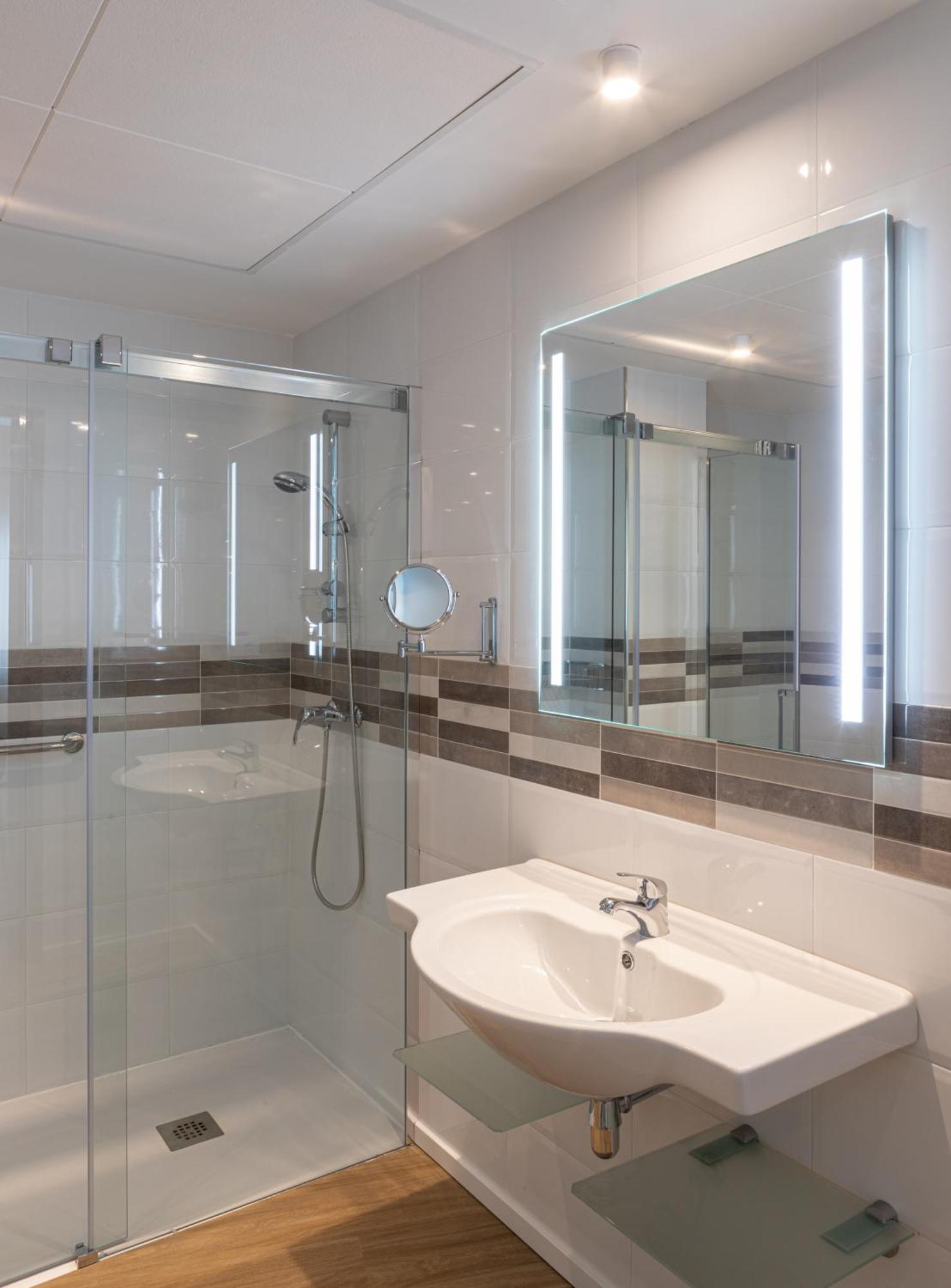 Apartamentos Forum Ceao Луго Екстериор снимка